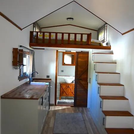 Kemp Yueksel Tiny House